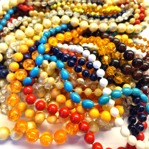 Vintage Jewelry - 14 Vintage Acrylic Beaded Necklaces